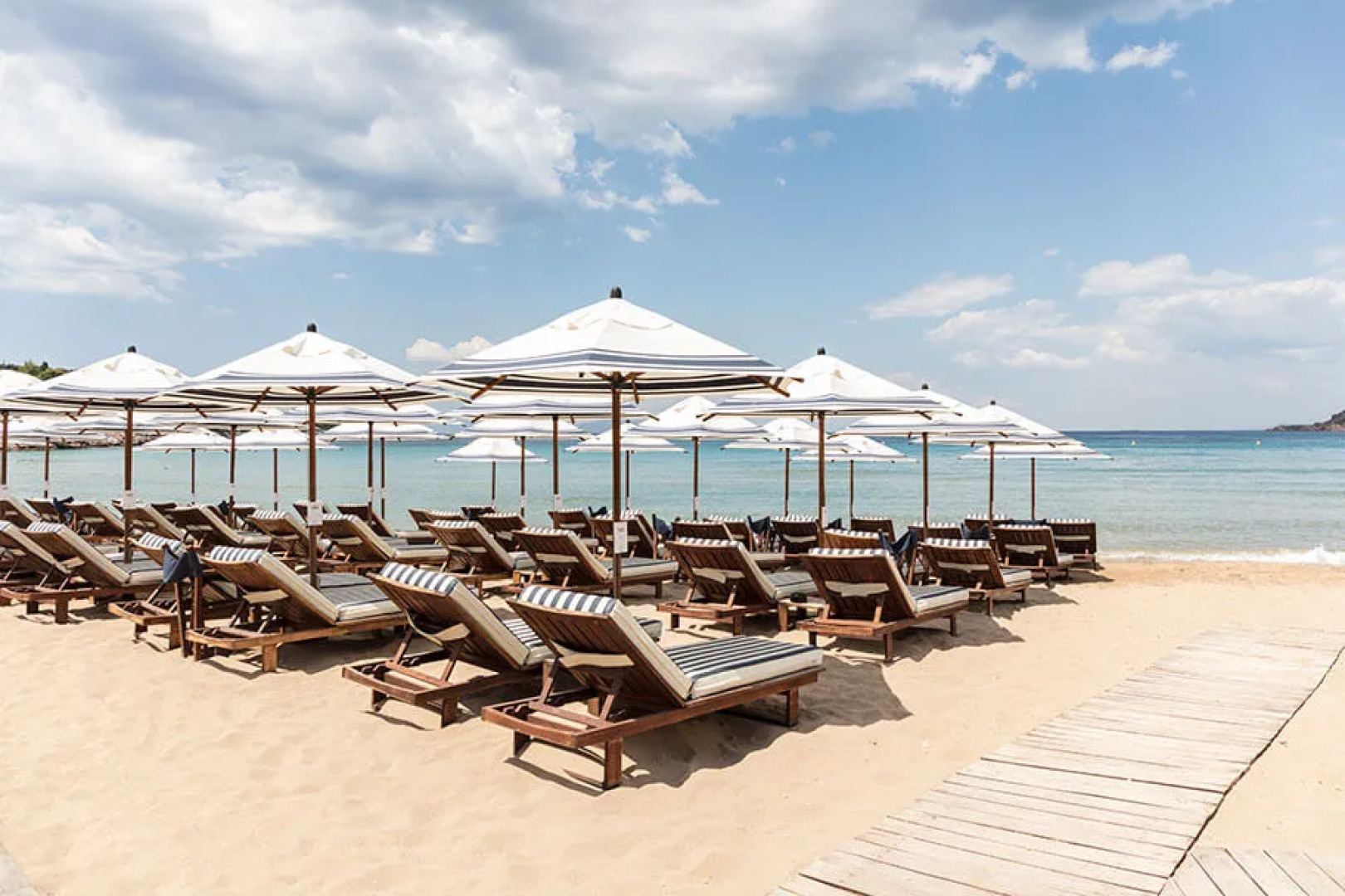 Апартаменты Vouliagmeni Garden Suite