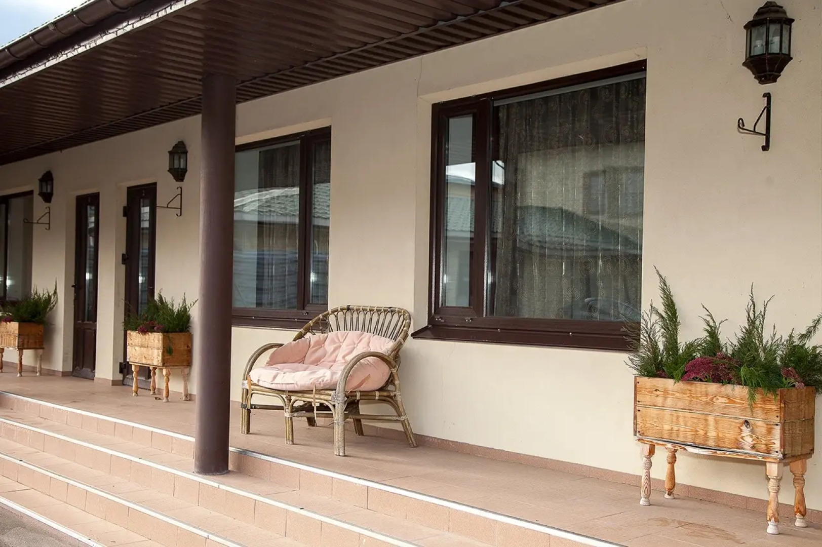 Отель Колос