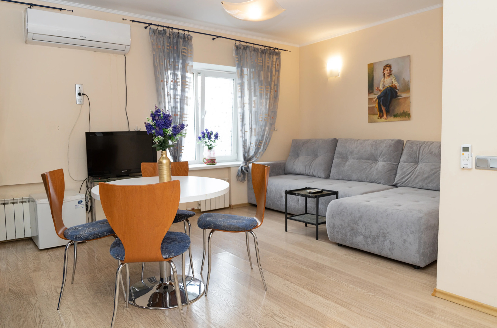 Квартира Двухкомнатная Самал 2 Алматы