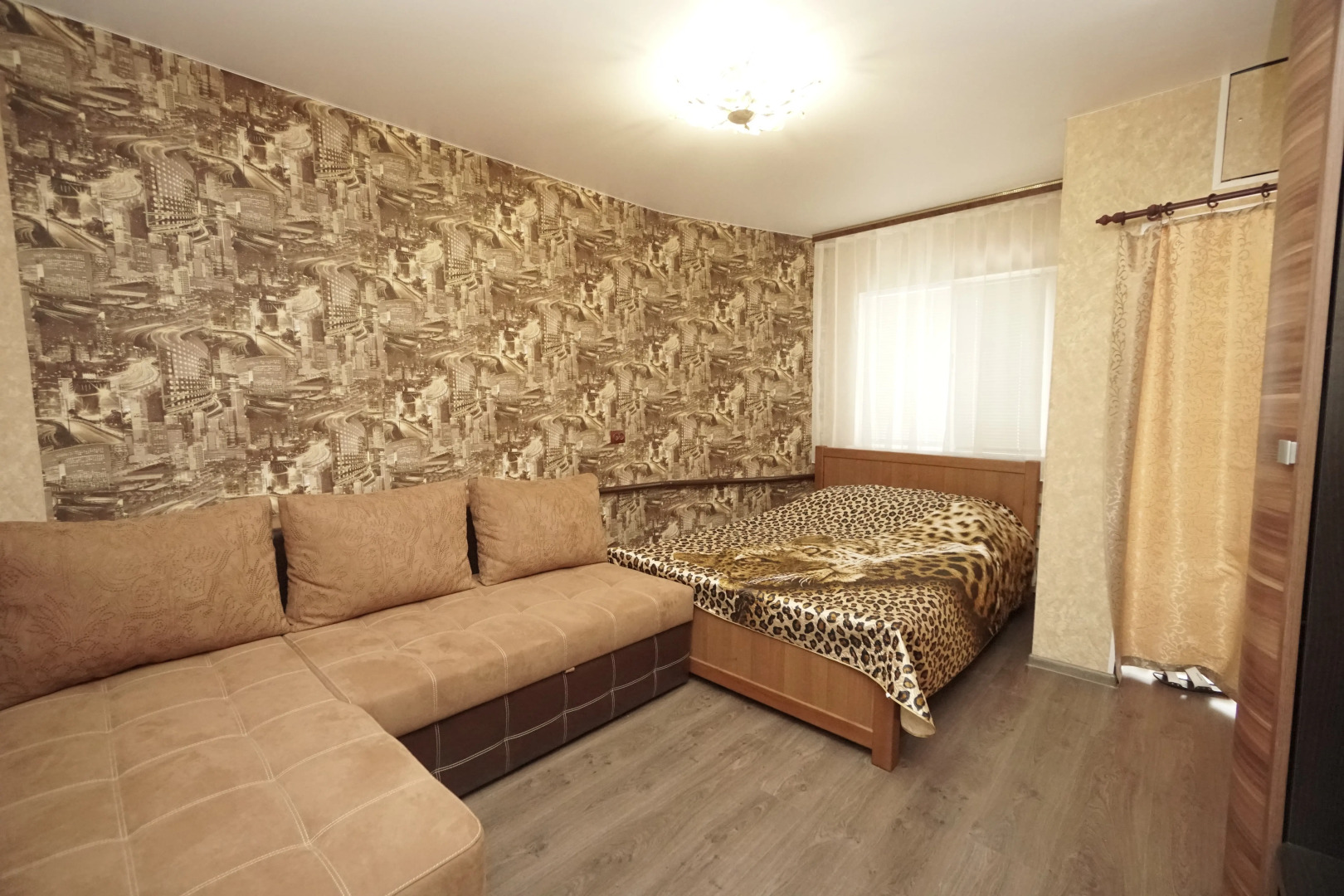 Апартаменты Colonnade