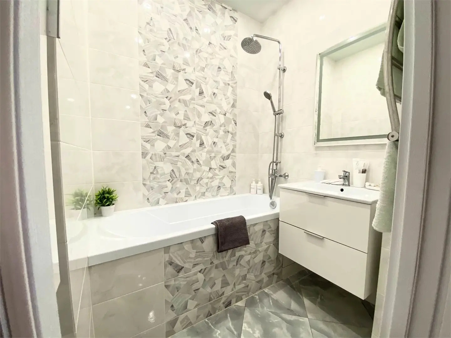 Апартаменты у аквапарка Улёт 144