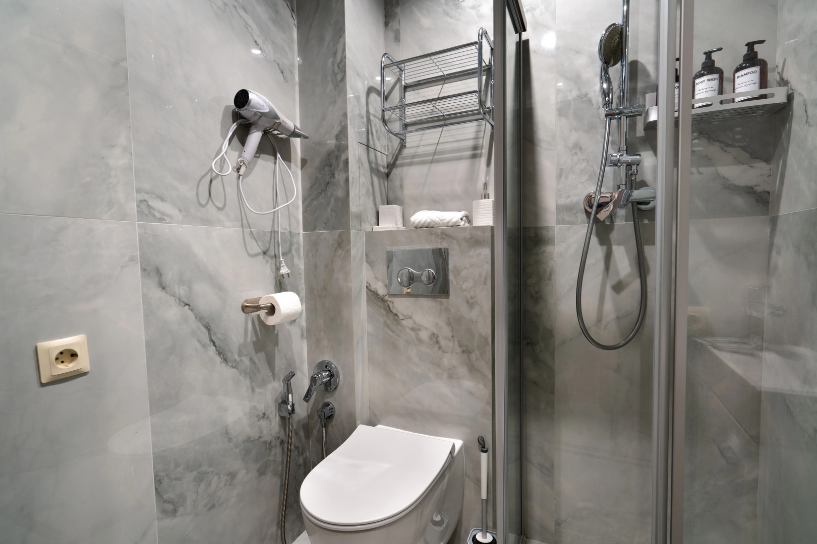 Апартаменты ПосуточноСочи.рф в центре Адлера