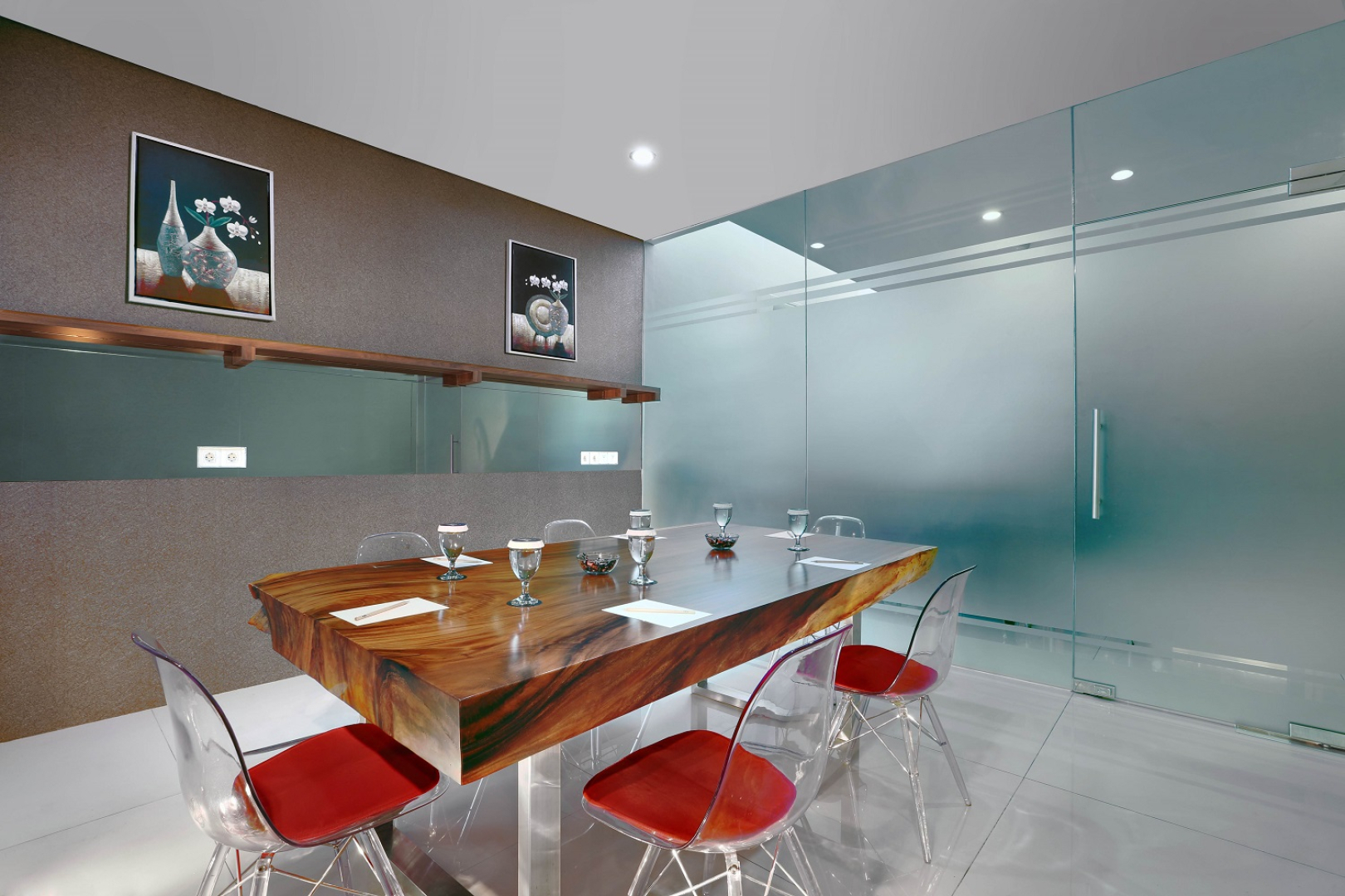 Отель Neo Gubeng, Surabaya