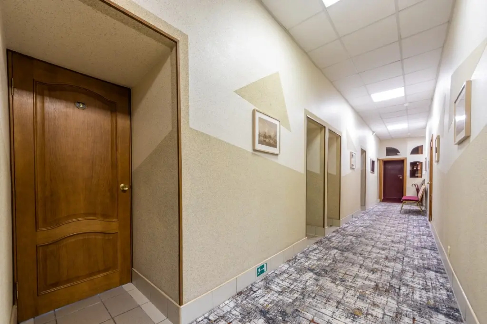 Отель Искра