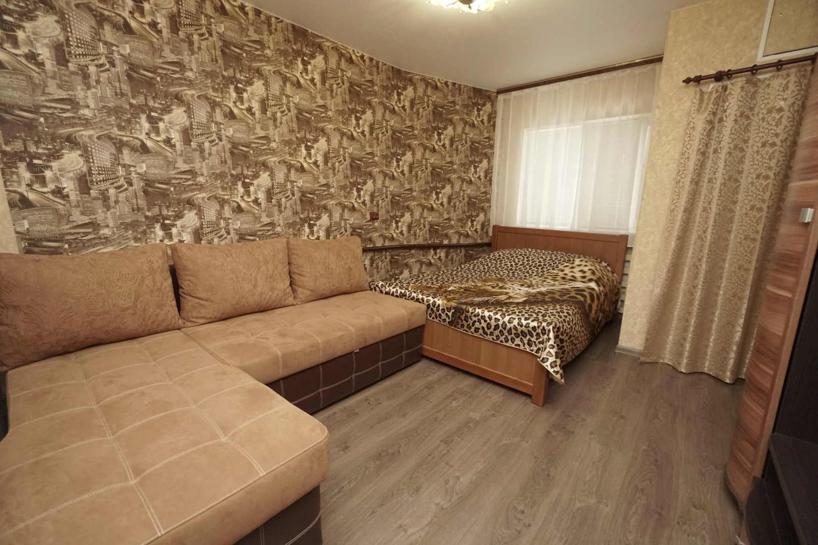 Апартаменты Colonnade