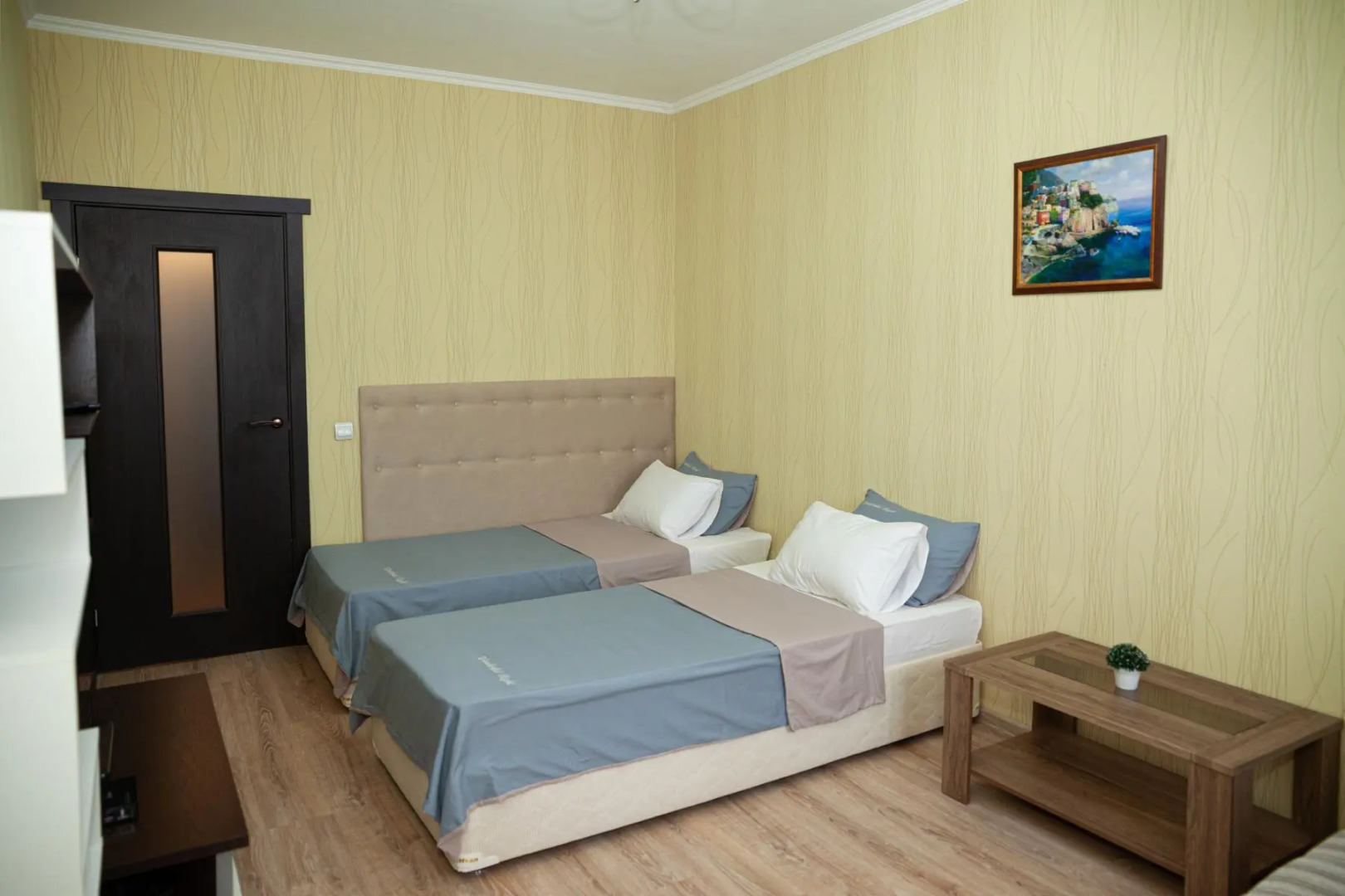 Апартаменты однокомнатные (137) Серебровская 91