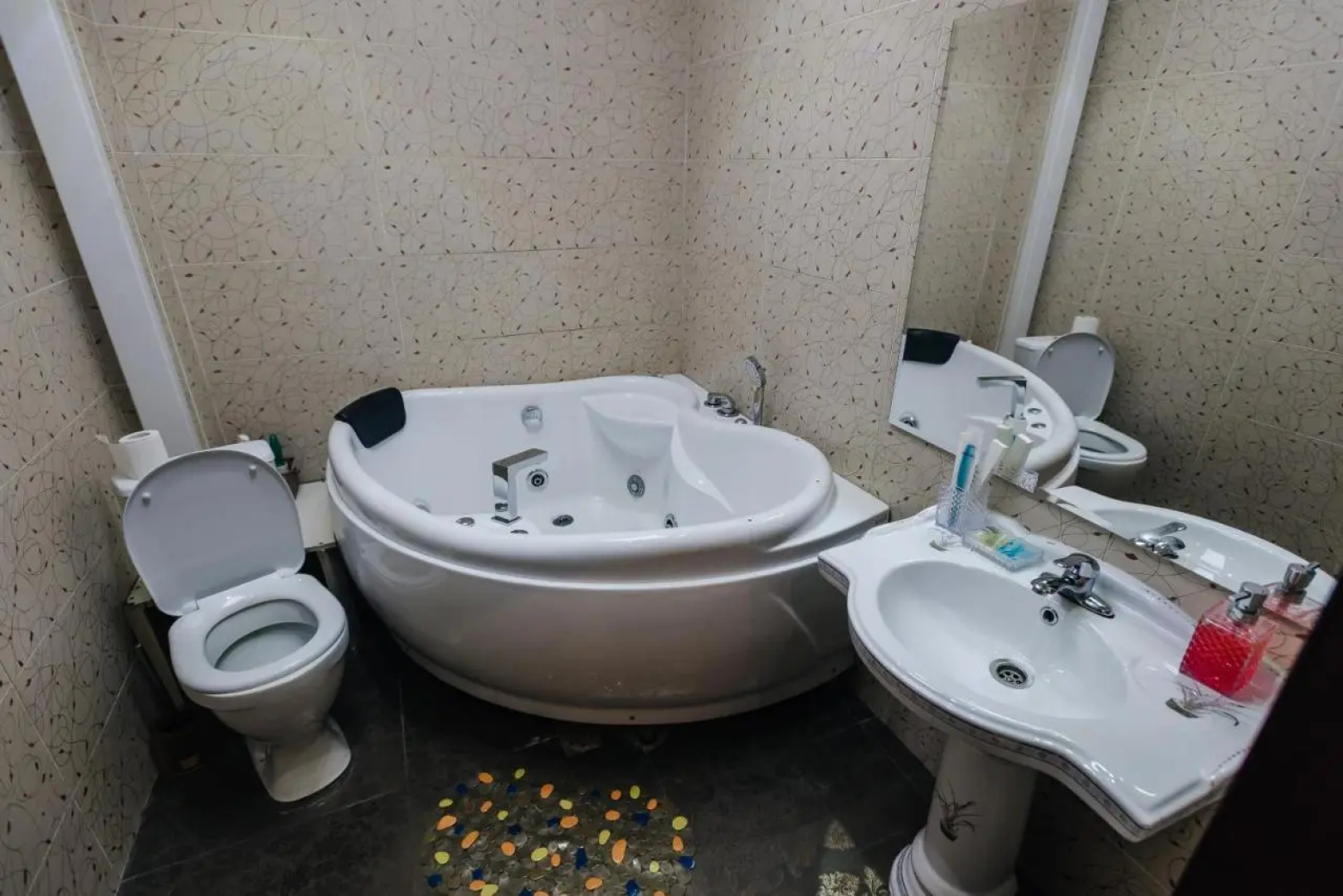Отель Алтын Адам