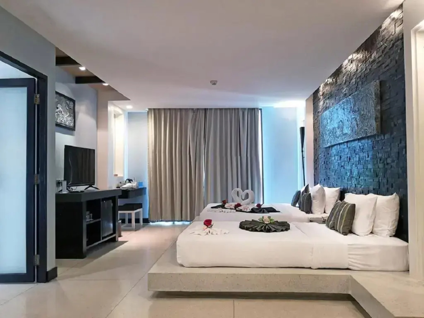 Отель The Zign Premium Villa