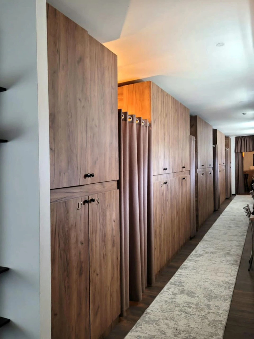 Отель Elite Capsule Hotel