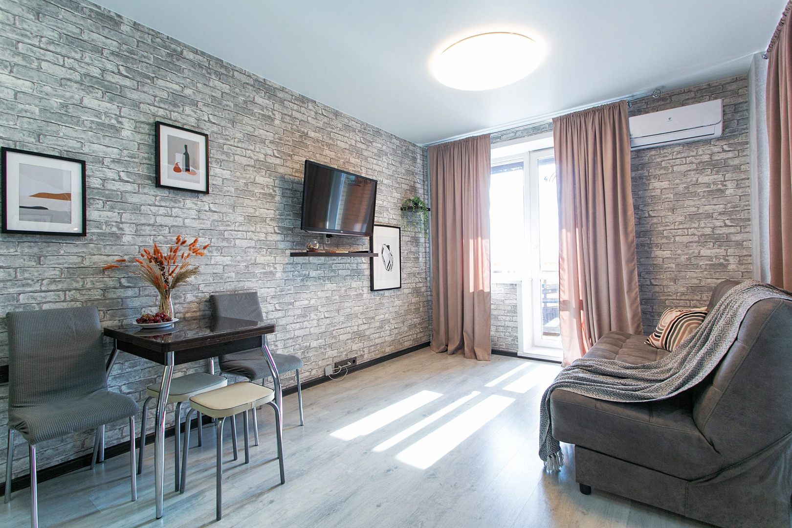 Квартира Welcome на Николаева 18