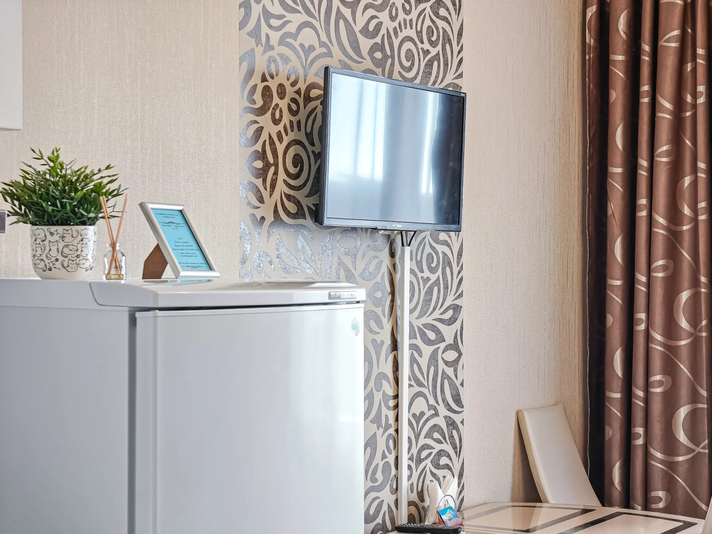 Апартаменты Крылова, 34, этаж 13