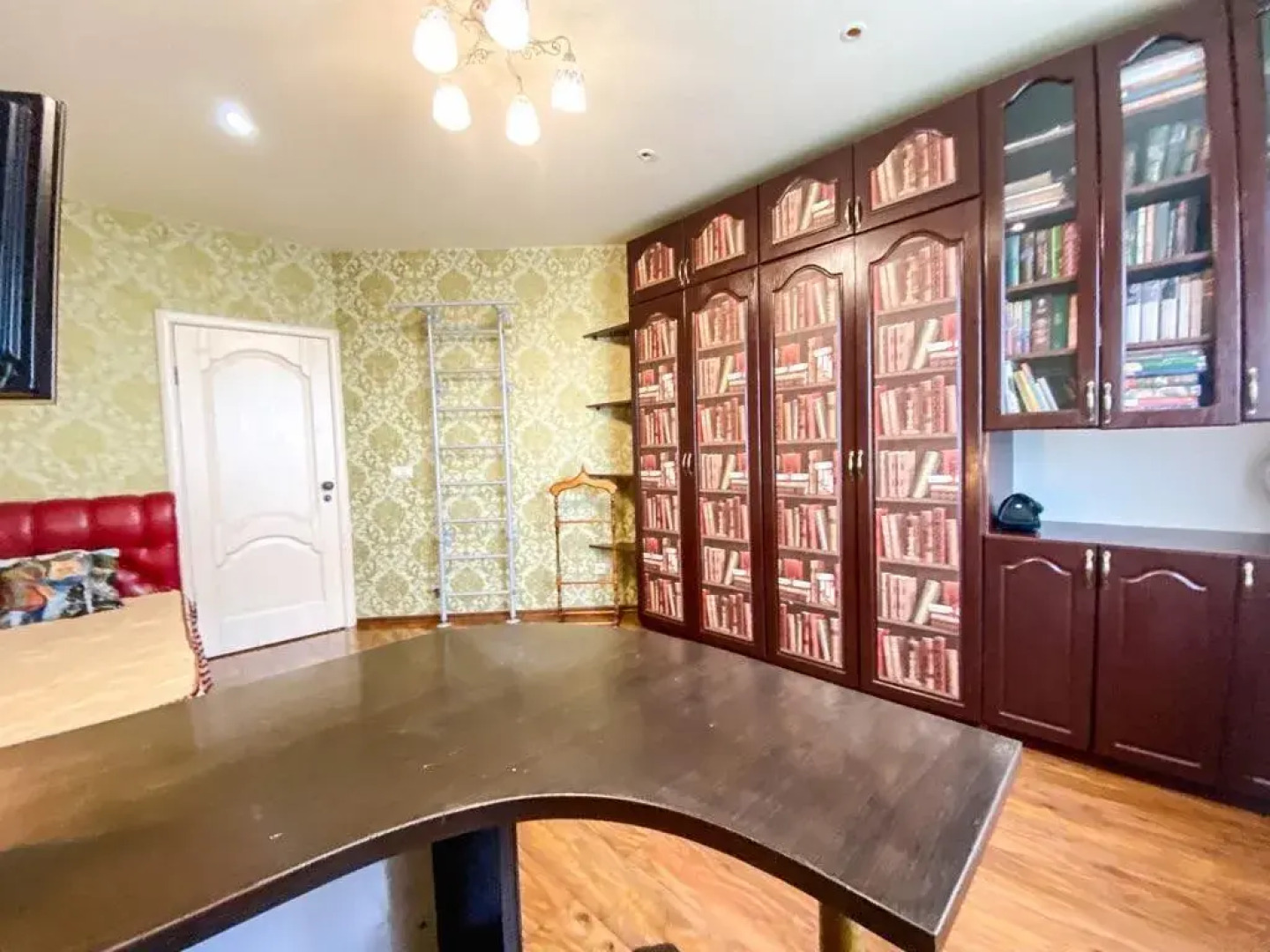 Квартира на Запотоцкого, 12