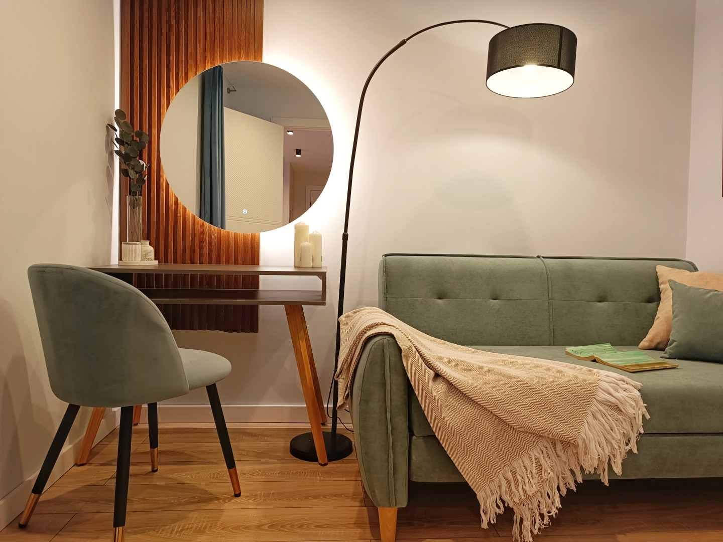 Двухкомнатные Сканди апартаменты в Центре Города