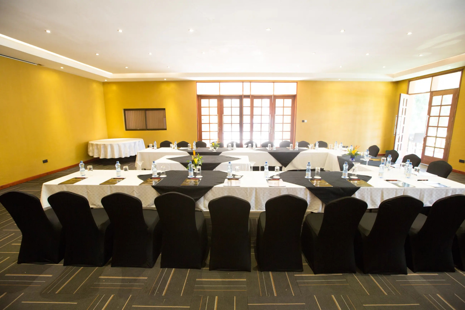 Курортный отель Muthu Lake Naivasha Country Club, Naivasha