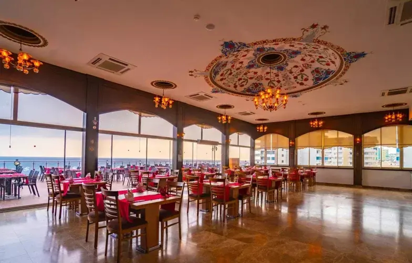 Отель Senza Grand Santana