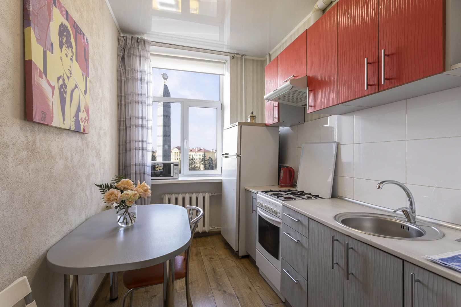 Апартаменты 2-комнатные HomeApart пр-т Независимости, 40