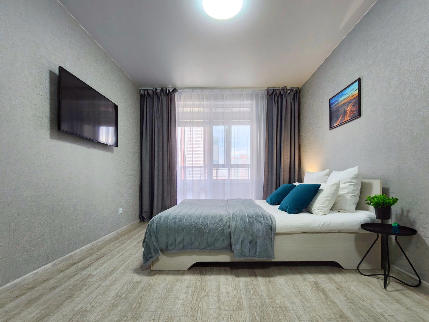 Квартира Комфортная однокомнатная возле ТРЦ Планета