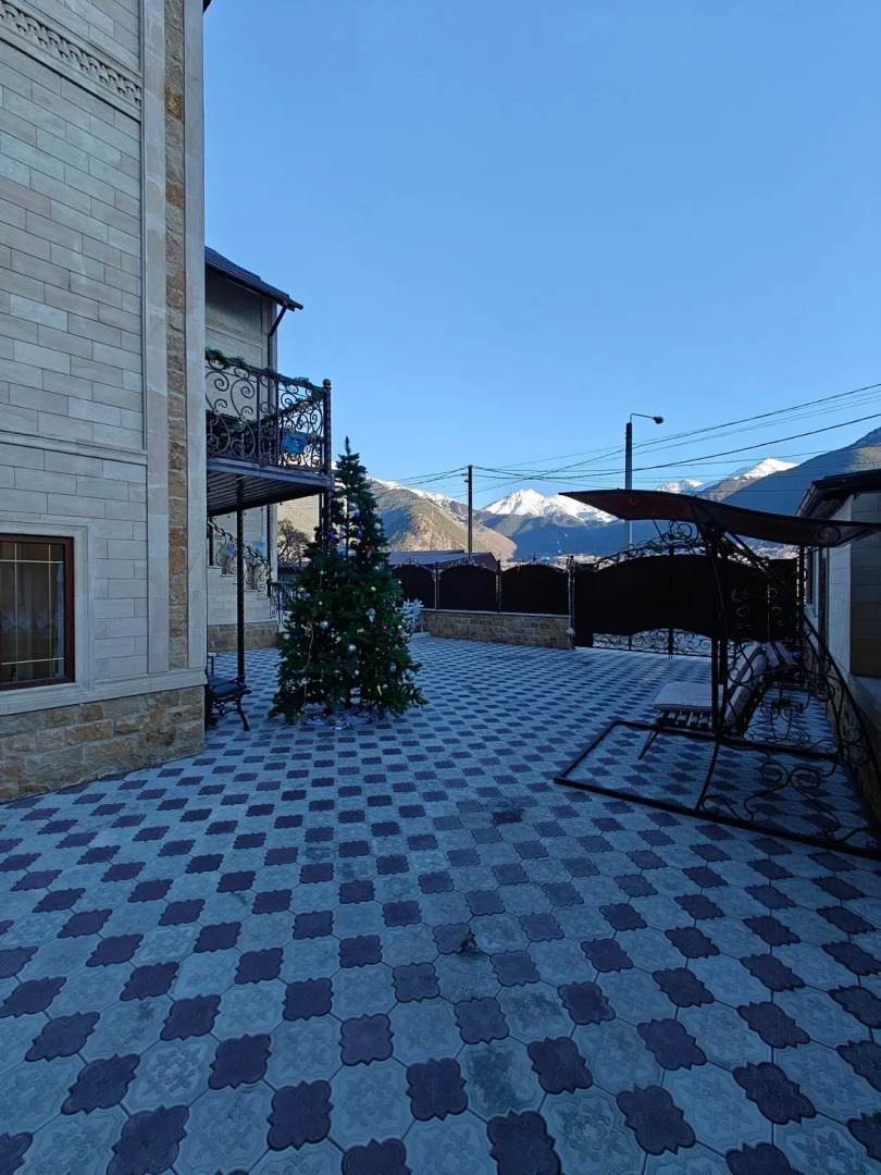 Отель Golden House