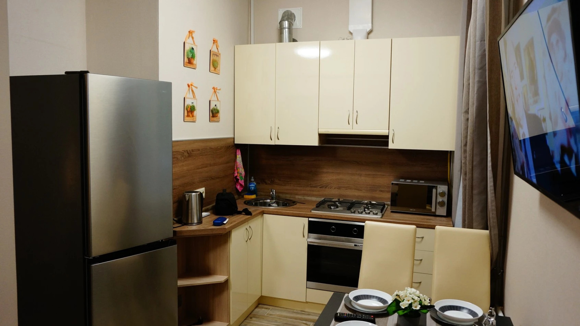 Апартаменты на Краснорядской 21