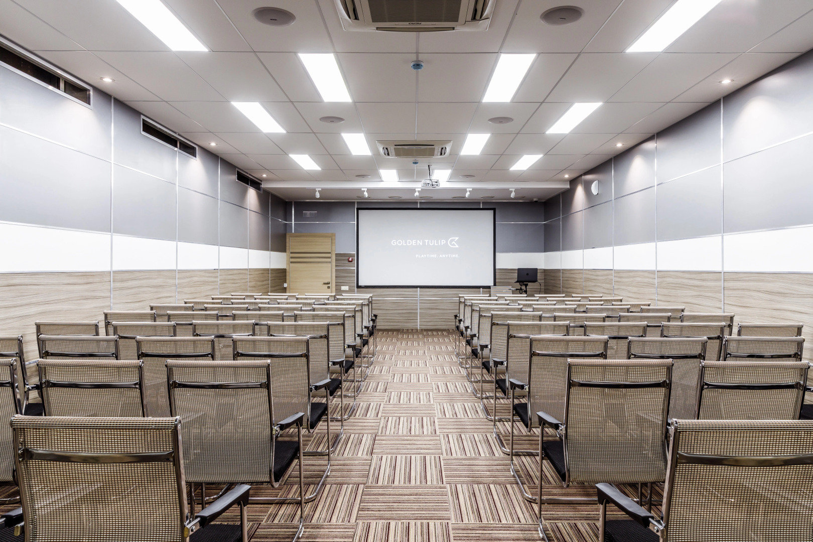 Отель Golden Tulip Krasnodar