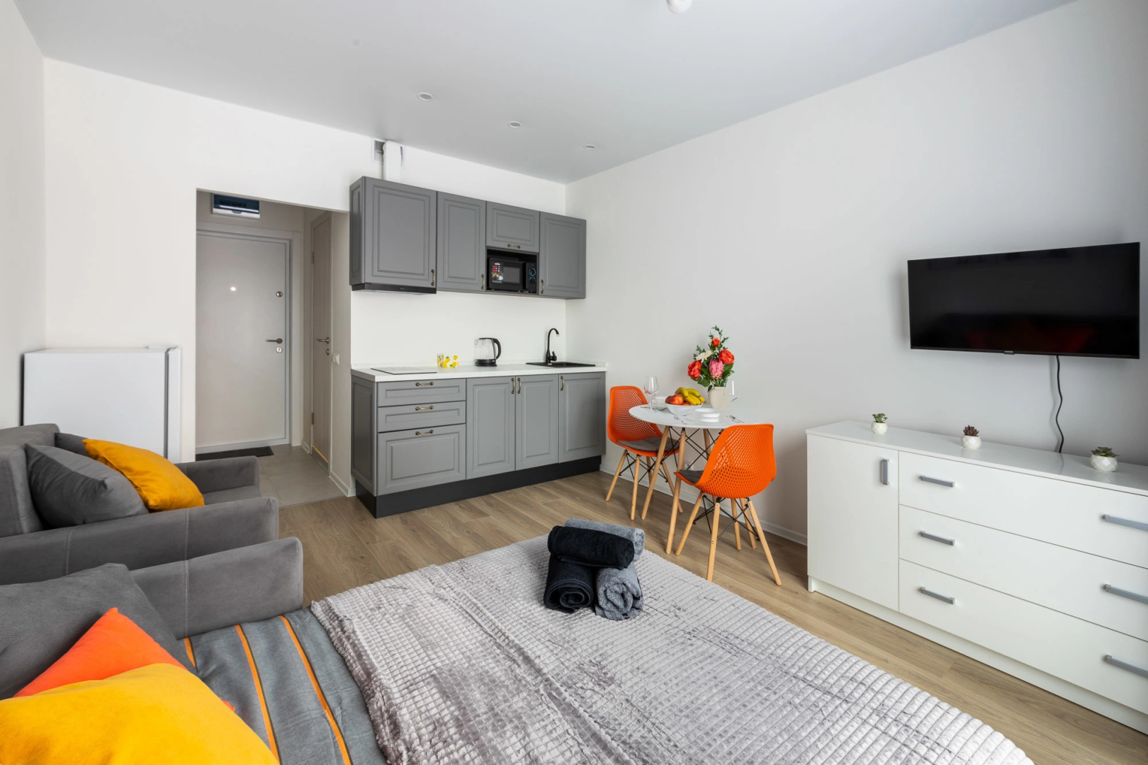 Квартира на 8 Марта 12