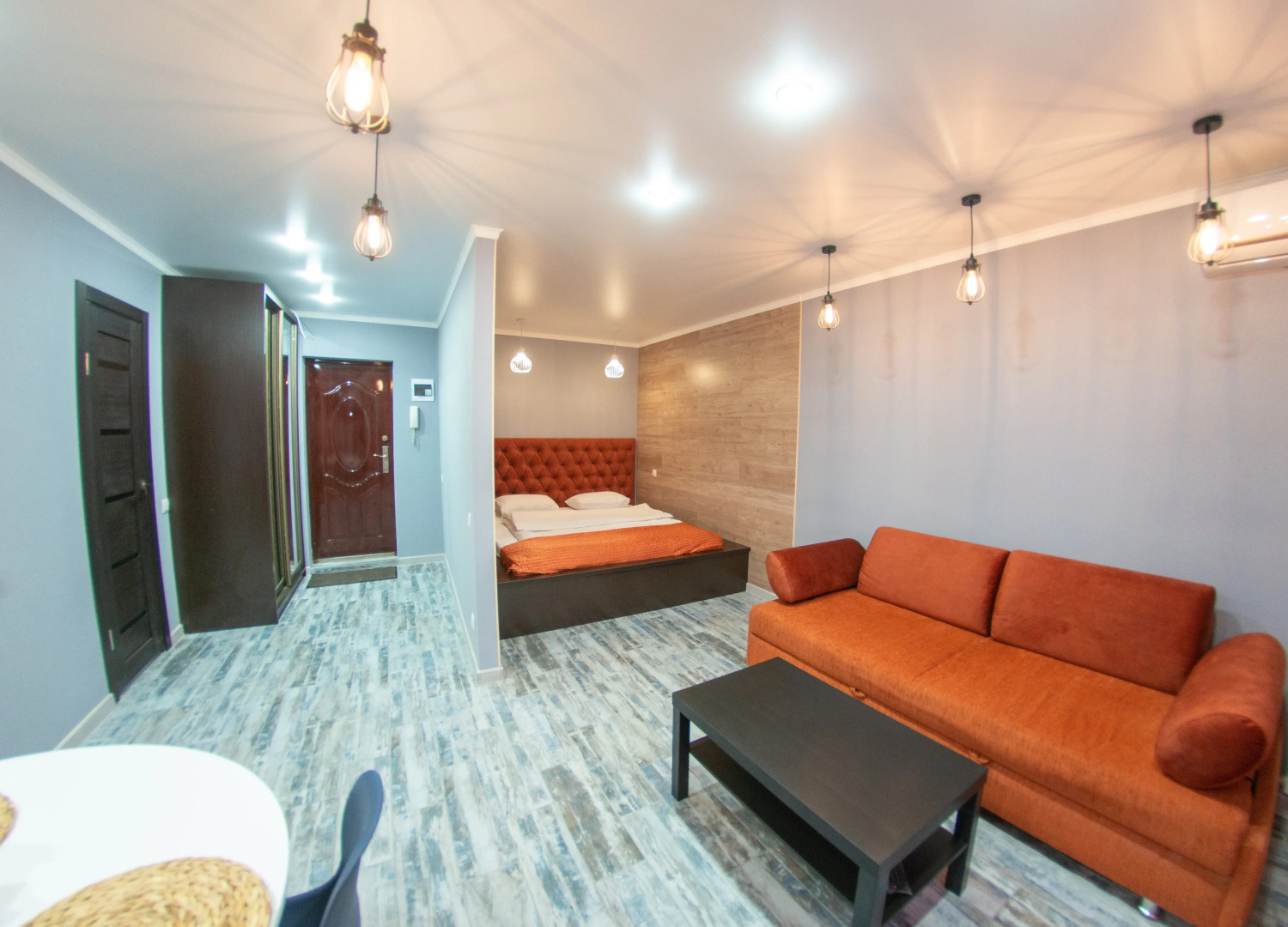 Апартаменты Люкс на Димитрова