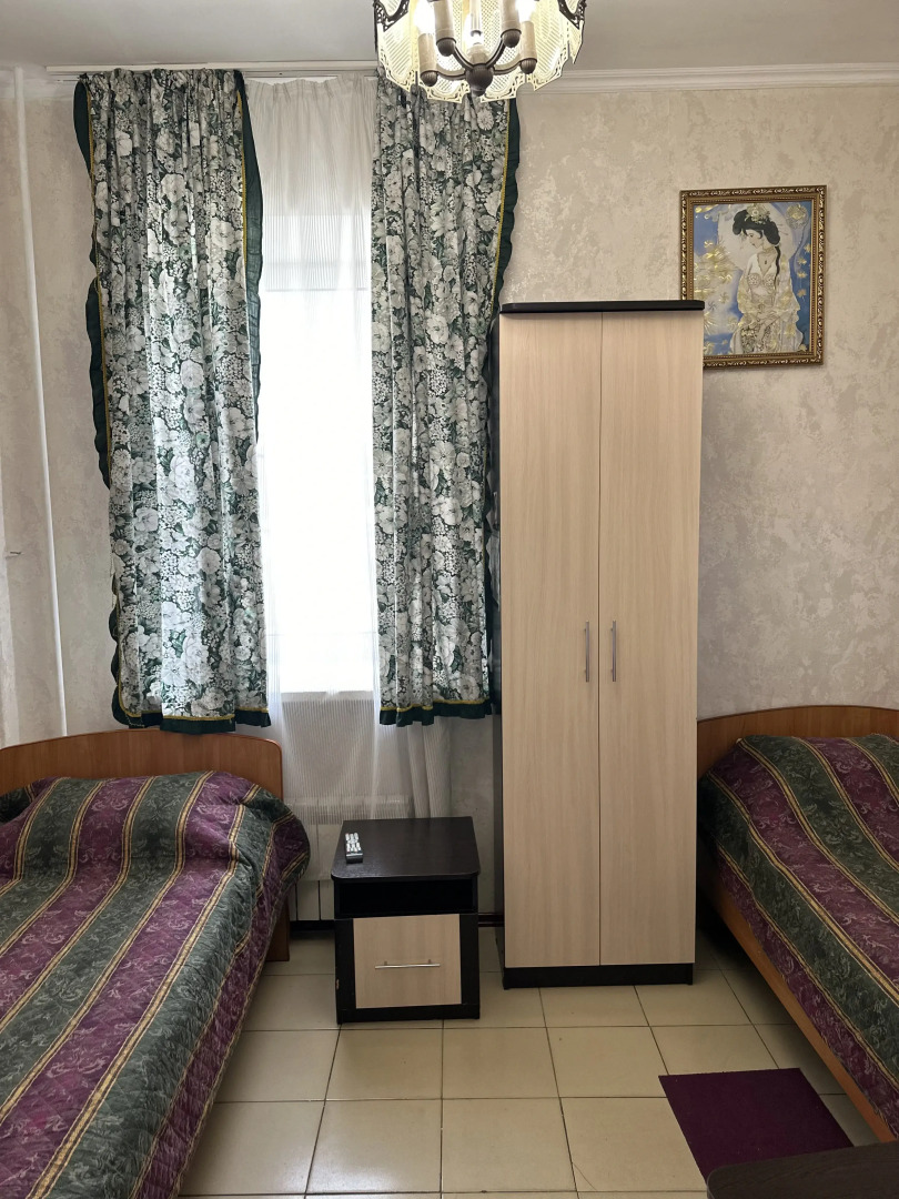 Отель Лотос