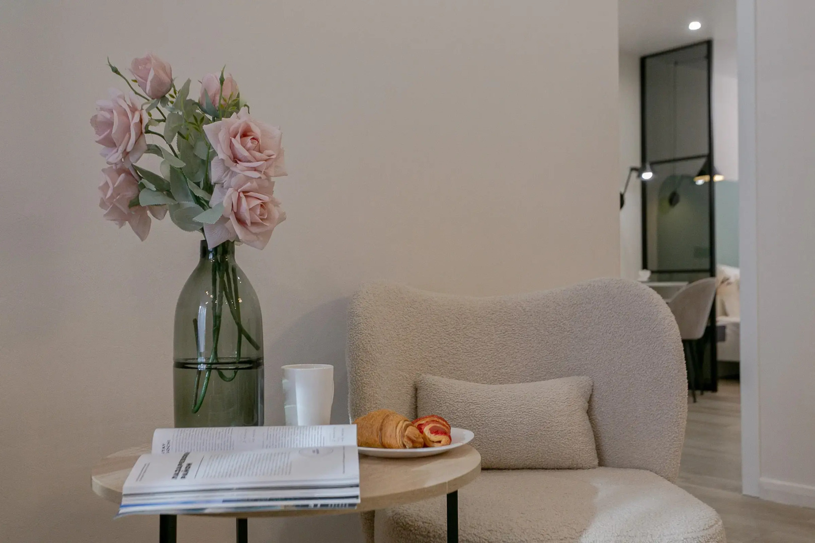 Квартира Просторная комфорт класса с кофемашиной рядом с НГУ