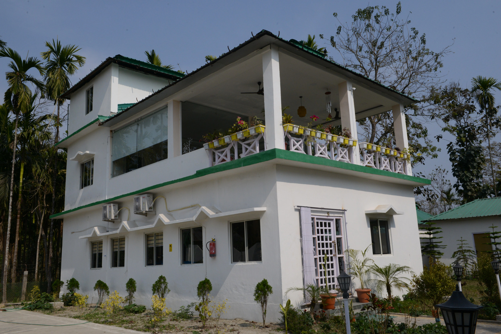 Resort Jaldapara Forest Tourist Lodge