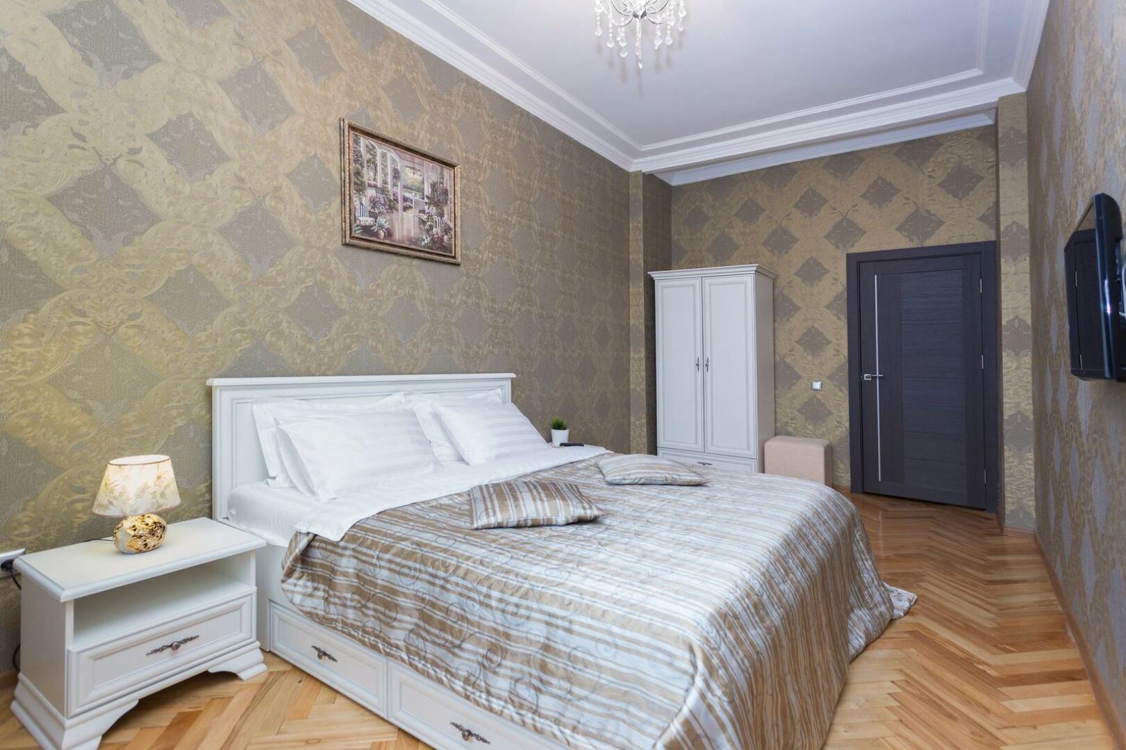 Апартаменты 2х комнатные Карла Маркса 45 Центр