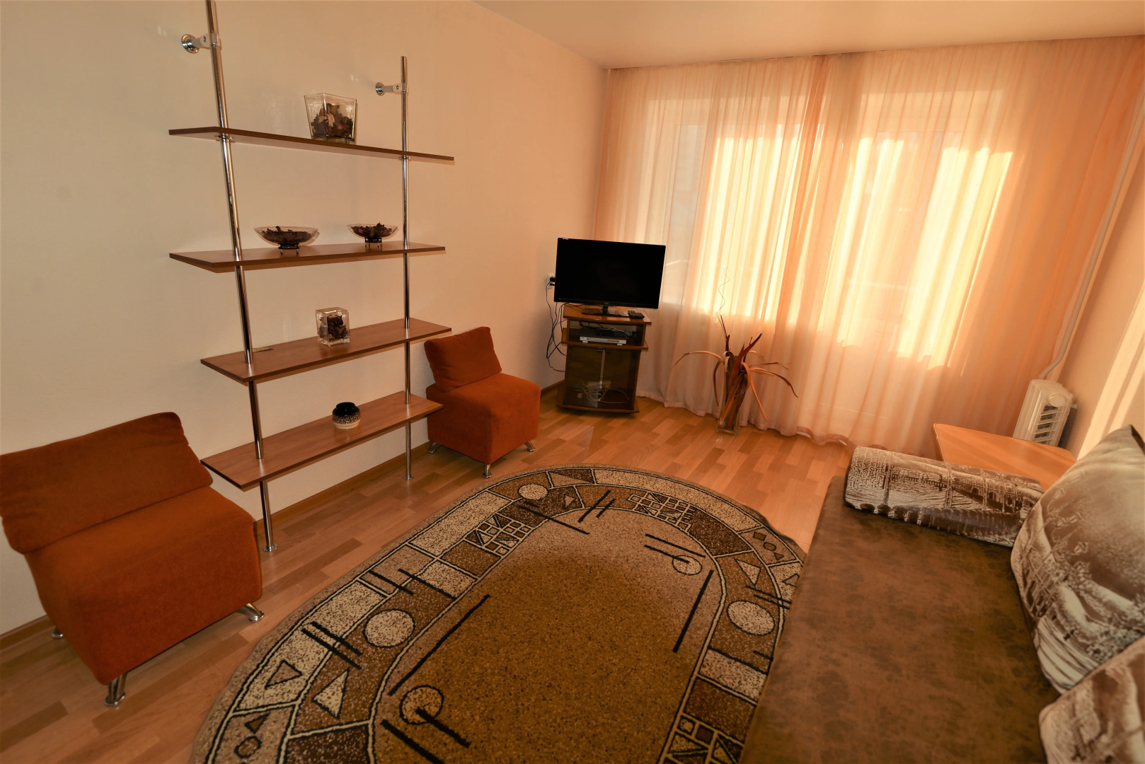 Апартаменты Карла Маркса 76-42