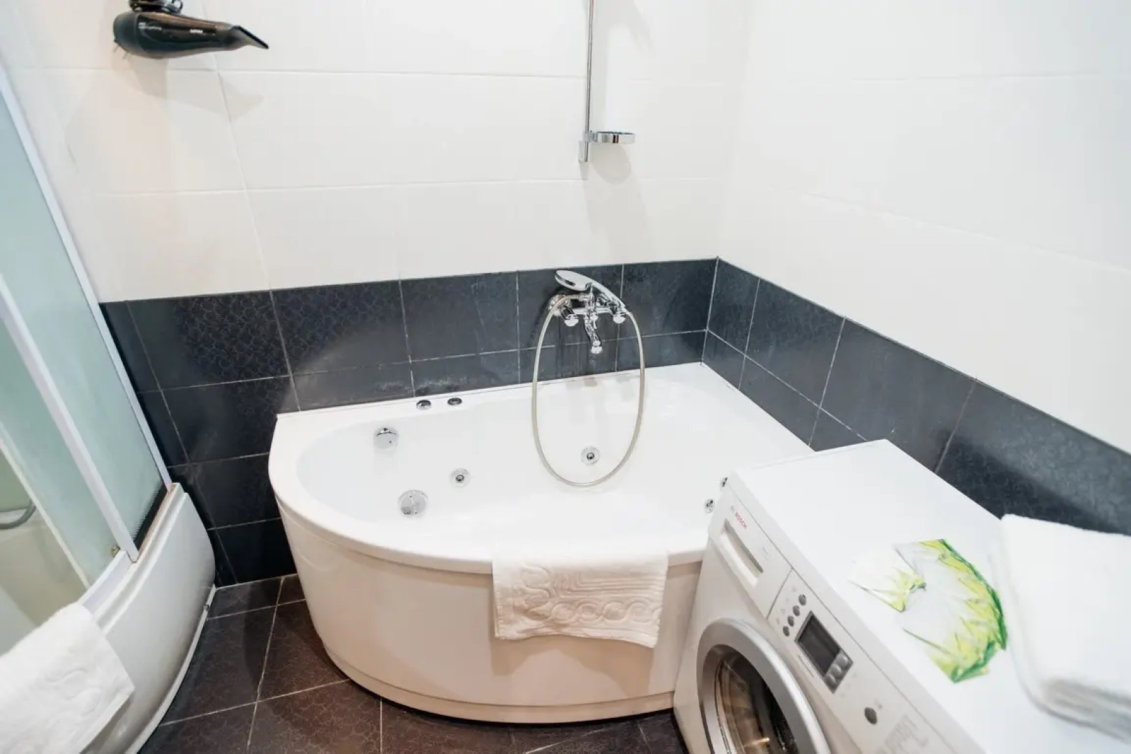 Апартаменты Трехкомнатные на Энгельса