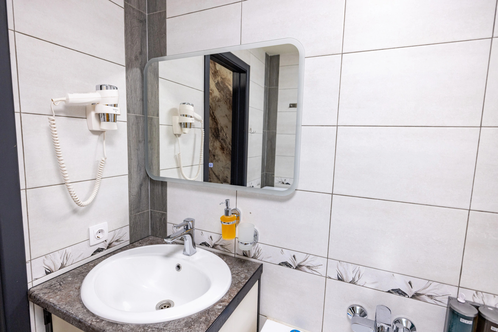 Двухуровневая квартира с сауной Мерлин Монро