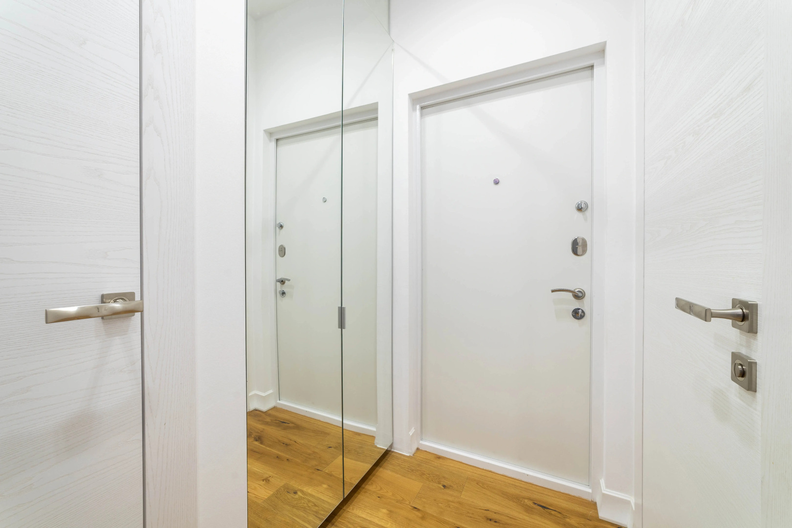 Апартаменты у моря в ЖК Актер Гэлакси 1