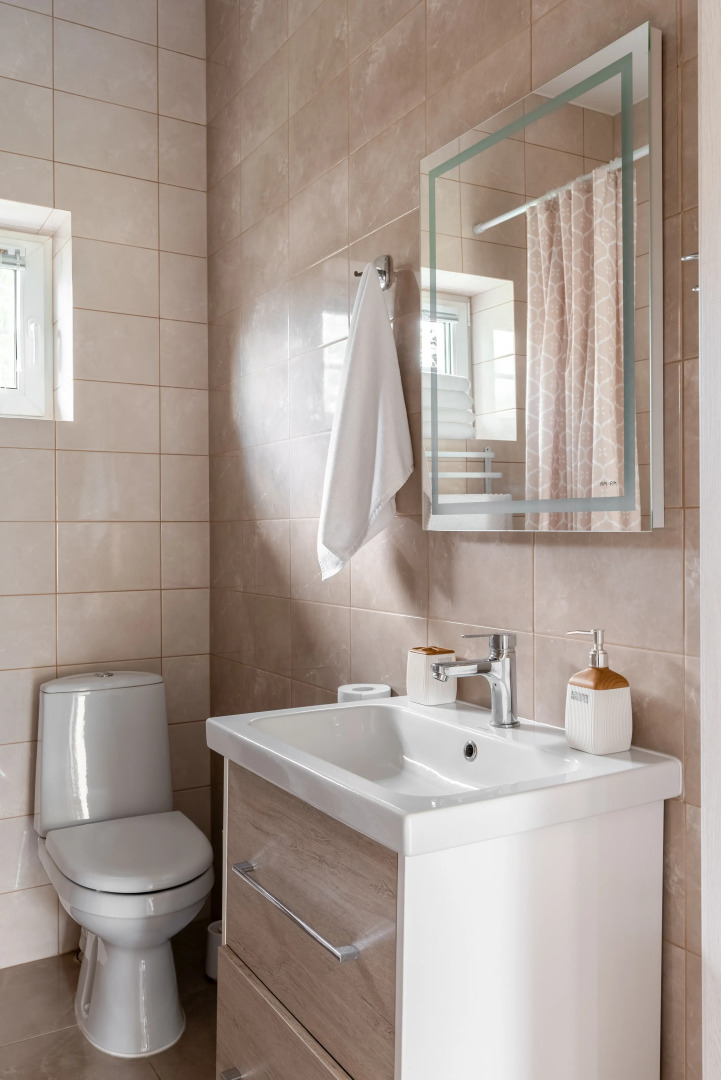 Частный дом Коттедж у озера на Речной