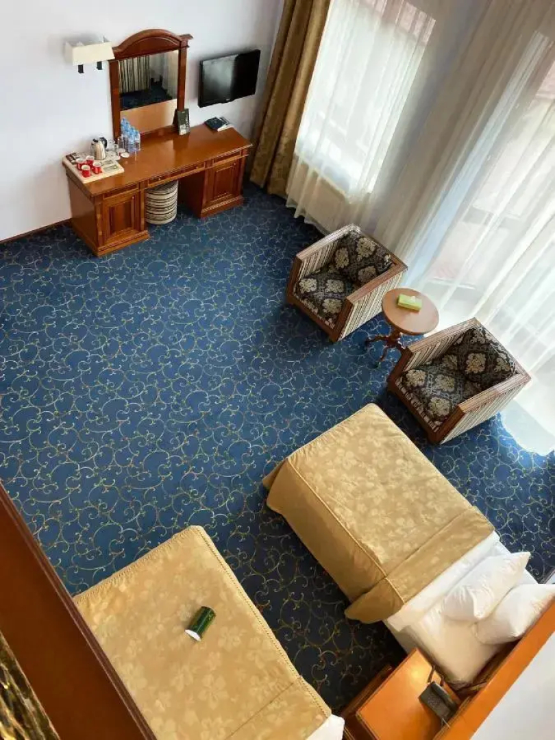 Отель Hotel Russia