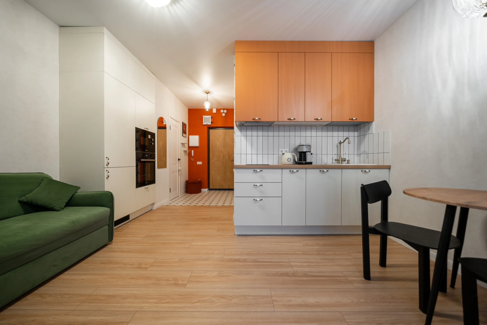 Квартира Яркая студия у метро Пионерская