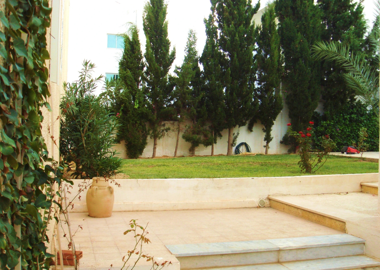 Вилла Азаиза