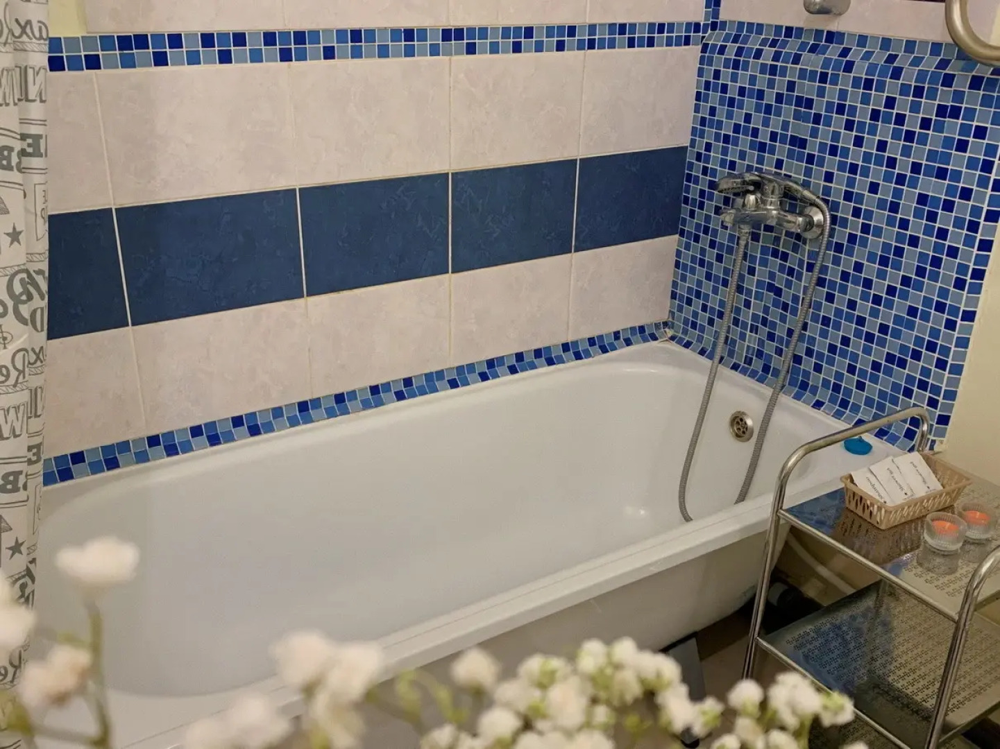 Апартаменты 61 на Феофанова