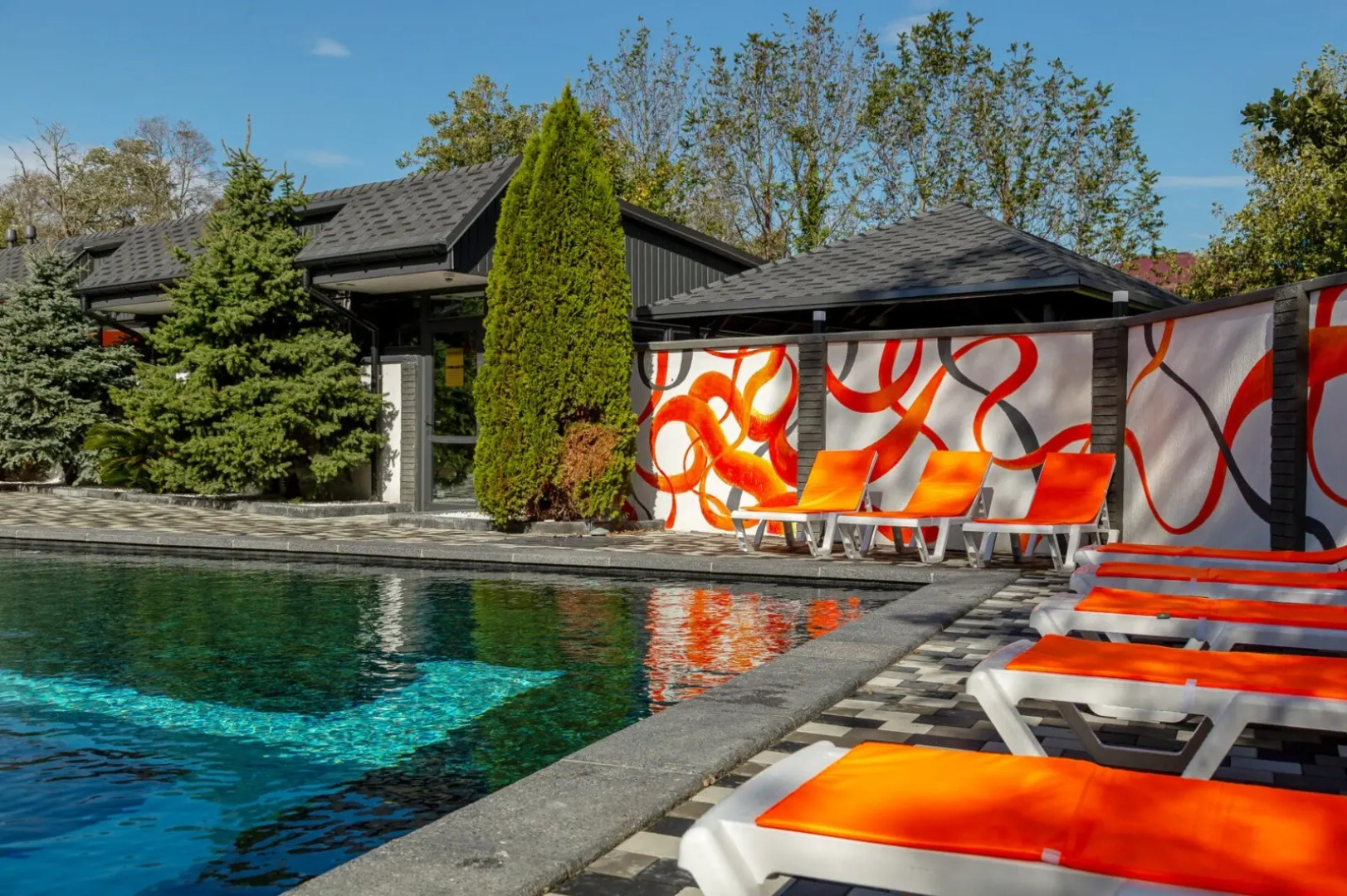 Отель Cosmos Smart Sochi Tivoli