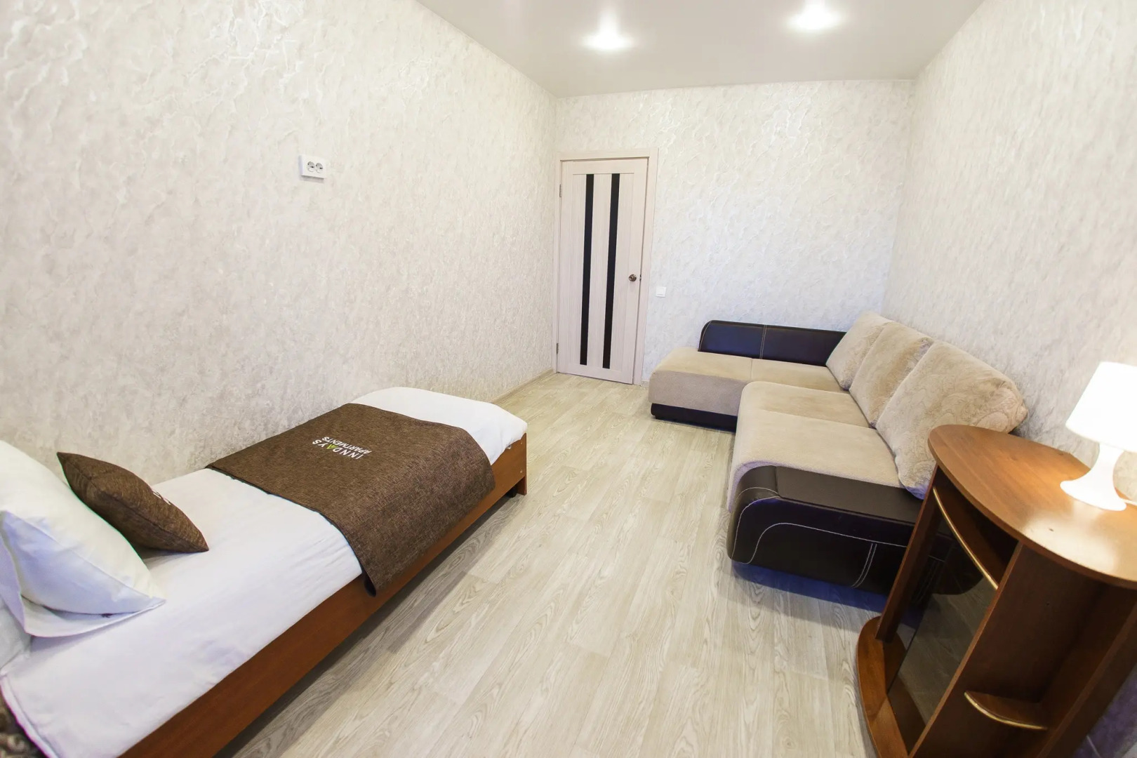 Апартаменты InnDays на Серебровской16Е