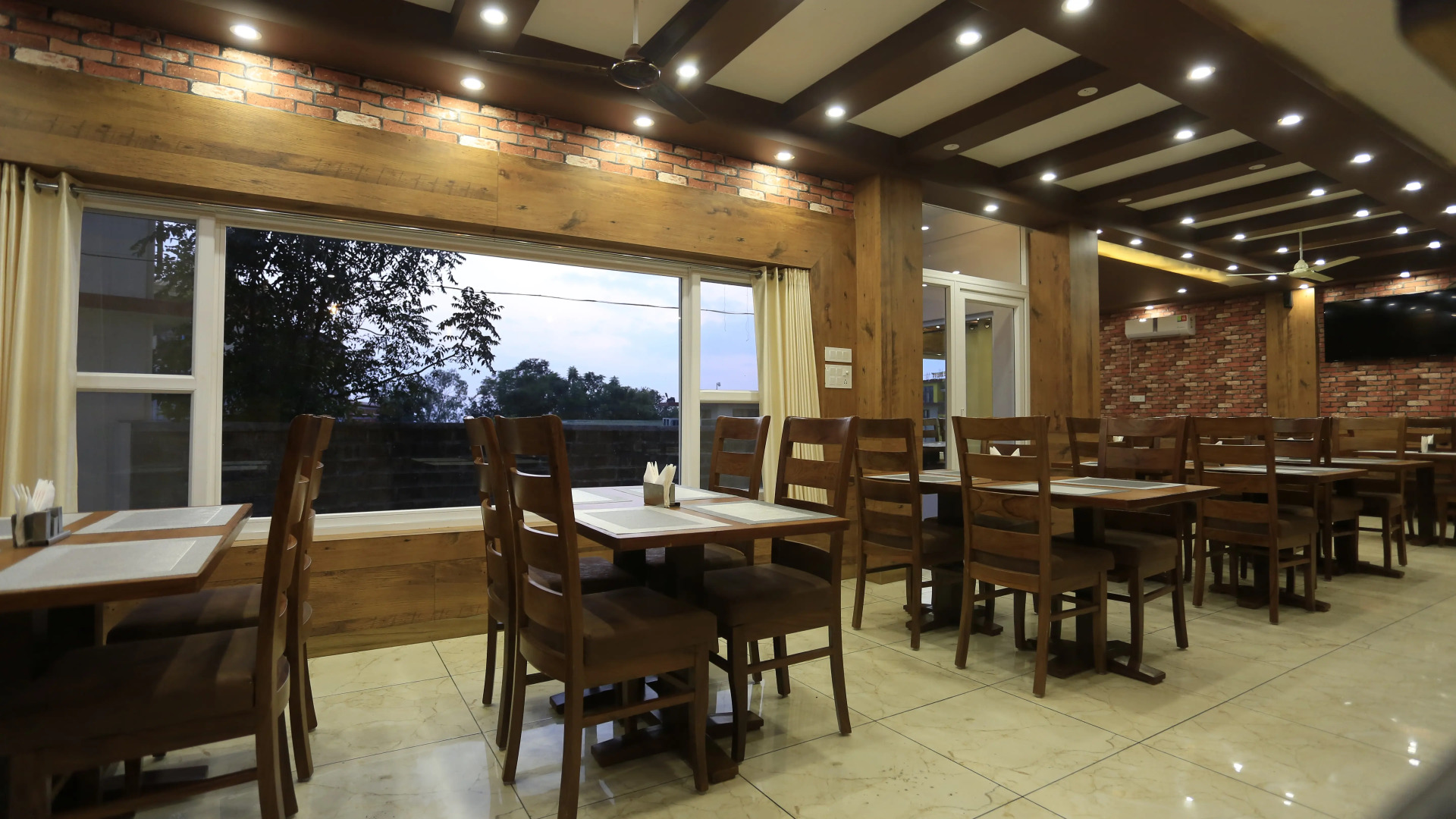 Отель Buddha House Himalayan Brothers