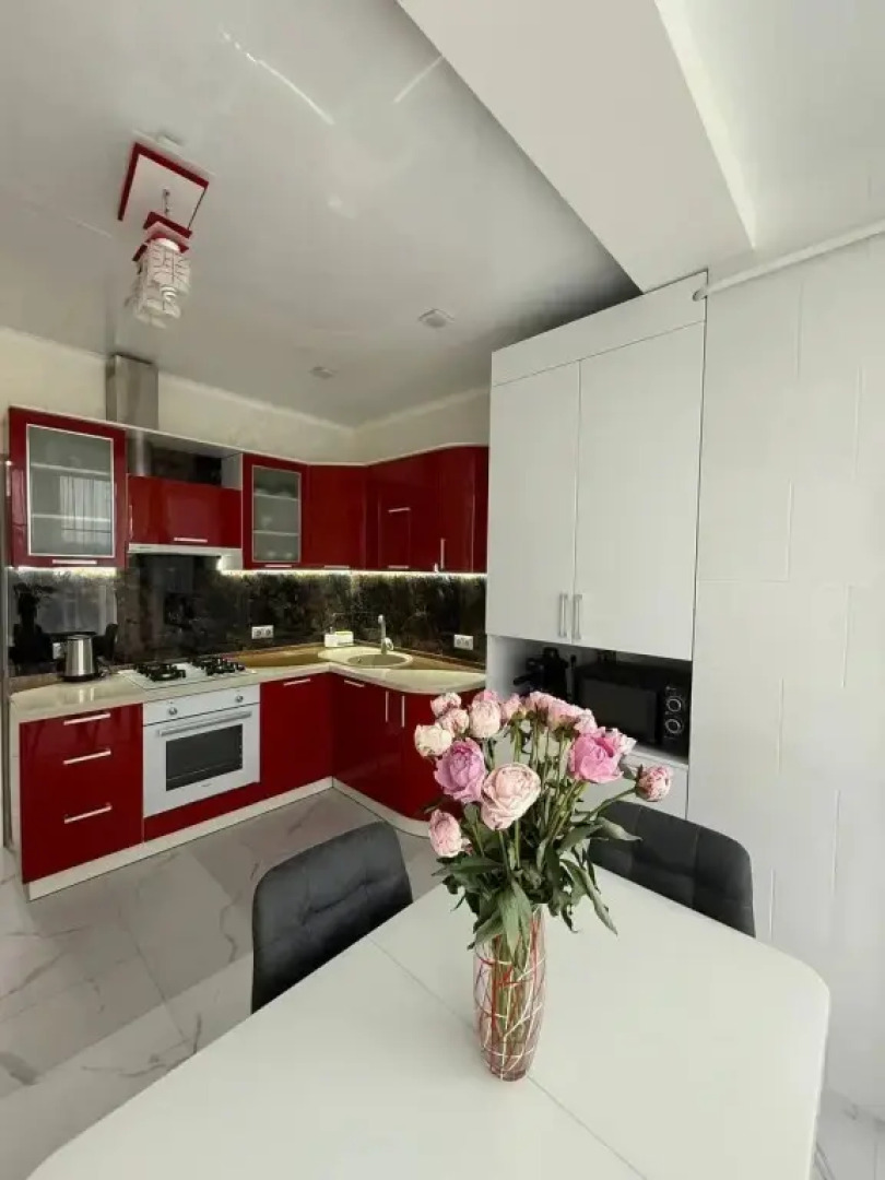 Апартаменты Двухкомнатные в Центре с Видом на Море