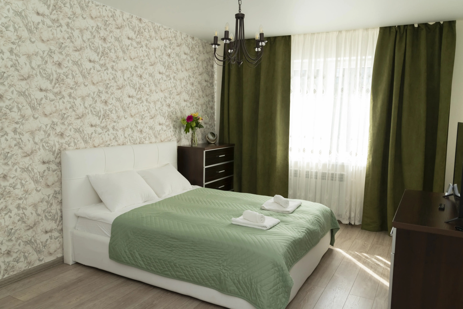 Апартаменты на Большой окружной 1