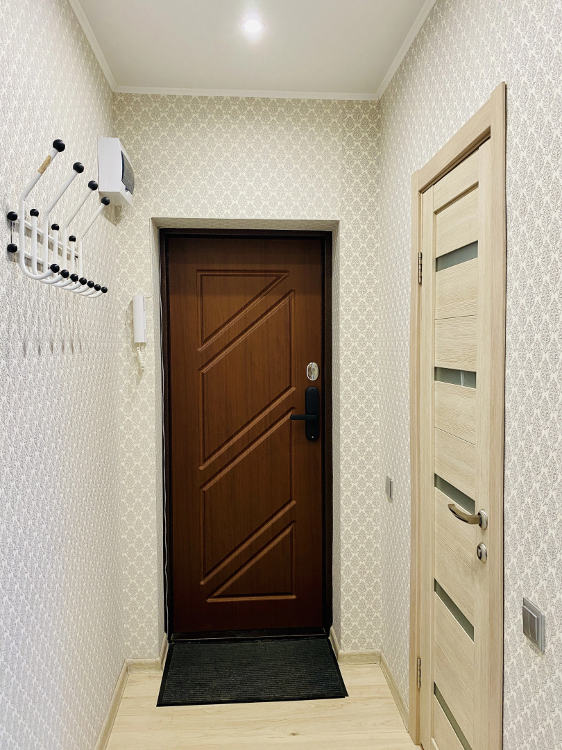 Апартаменты Unique Apart Ноград рядом со стадионом Химик и Драмтеатром, Ростелеком Бизнес и гостиницей Кузбасс на Ноградской 7