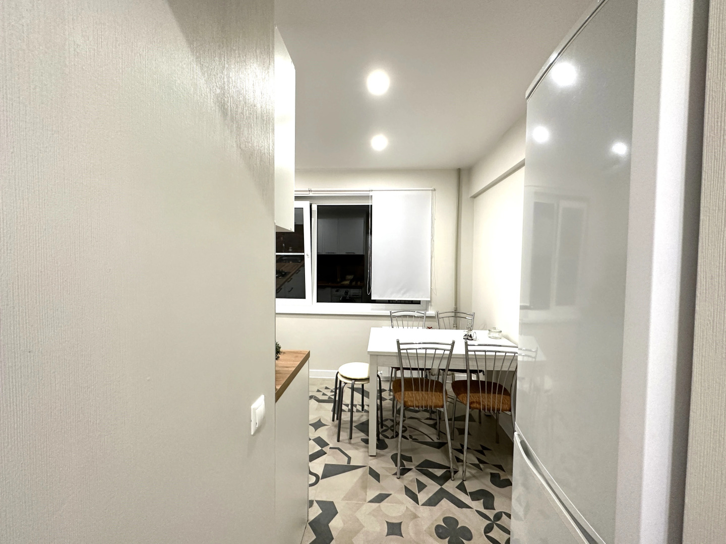 Квартира Цвет Моря Улица Роз 2-Комнатная