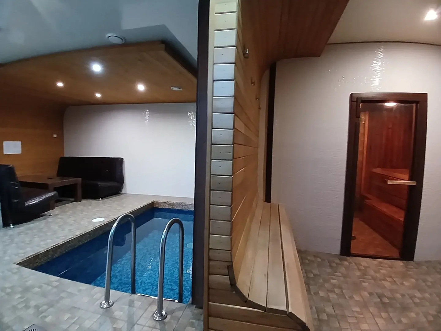 Гостевой дом с бассейном и баней