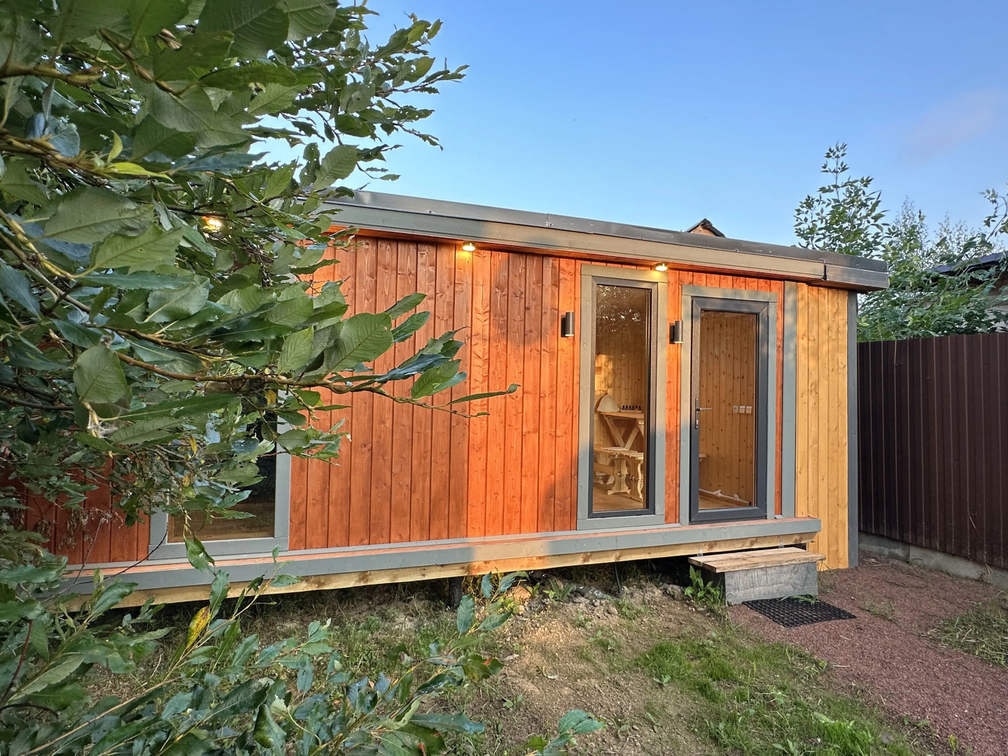 Частный дом загородный с баней на дровах