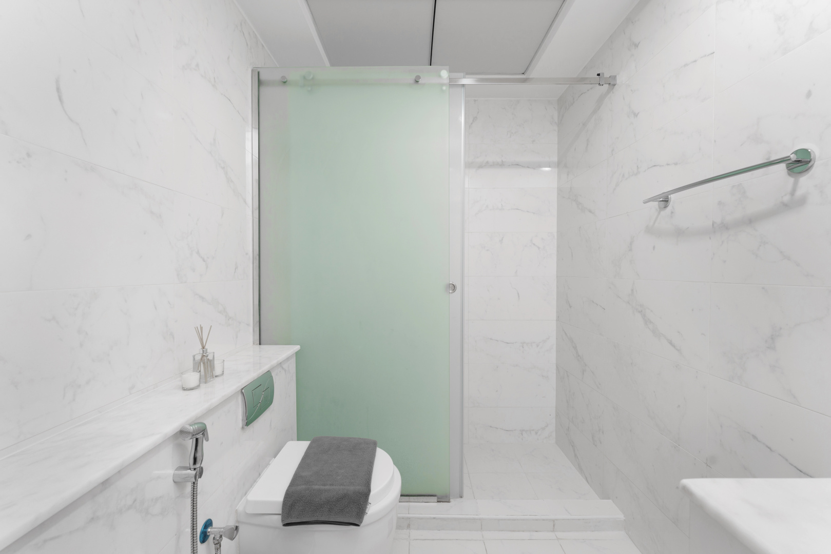 Апартаменты Unique & Stylish High Floor close to Marine Club