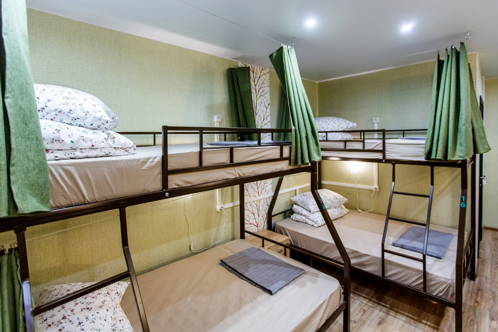 Хостел Найс Крокус